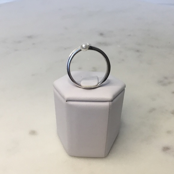 Sterling Silver Cz & Simulated Pearl Ring - Picture 11 of 15